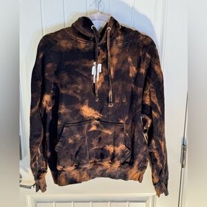 Medium Women’s Billie Eilish Custom Bleach Dye Hoodie Sweatshirt